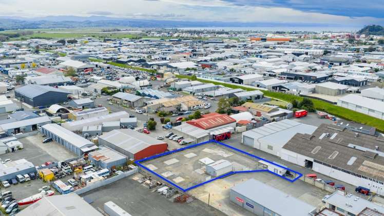 Rear Yard/140 Taradale Road Pirimai_10