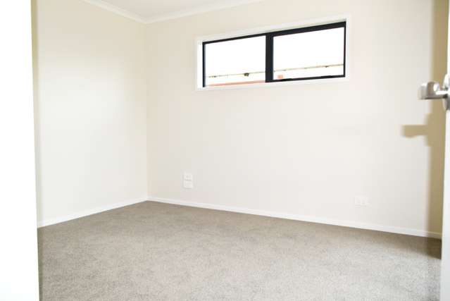 B/107 Henderson Valley Road Henderson_3