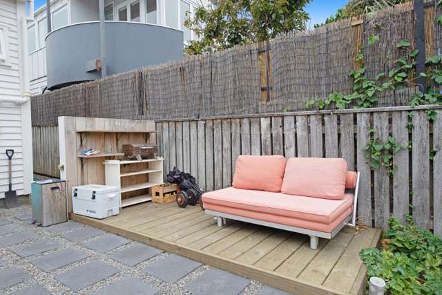 23 Trent Street Island Bay_1