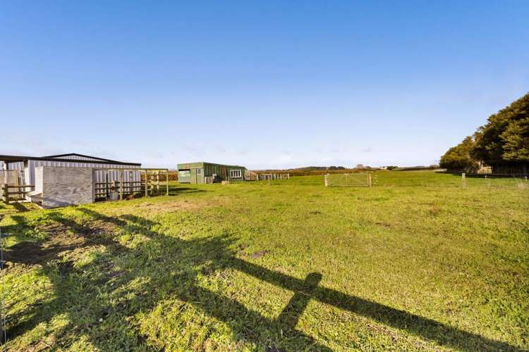 105 Mawhitiwhiti Road Normanby_25