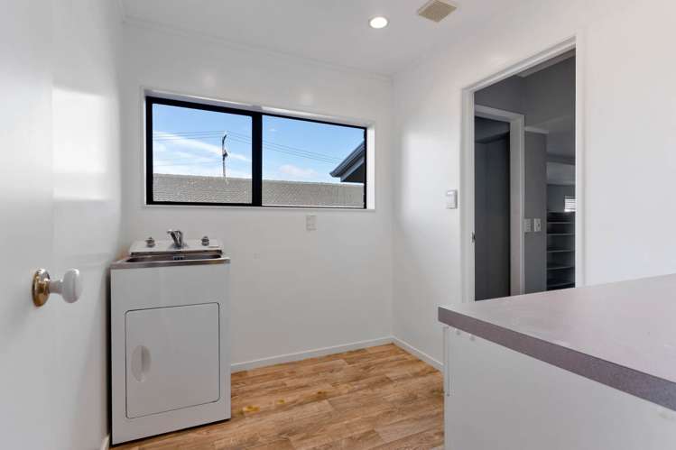 2/49 Rawhiti Road One Tree Hill_11