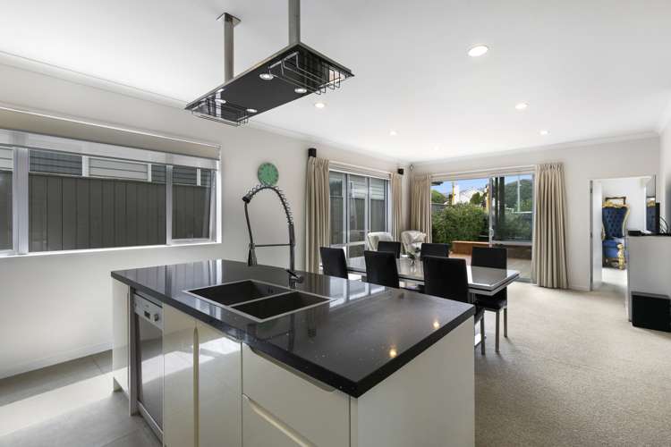 60 Whites Line West Woburn_8