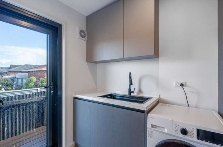 37 Jenkin Street Strathern_13