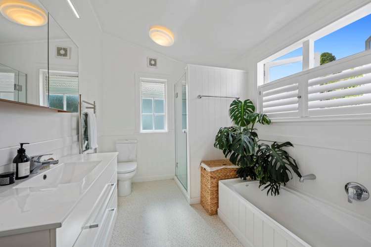 14 Owens Road Devonport_18