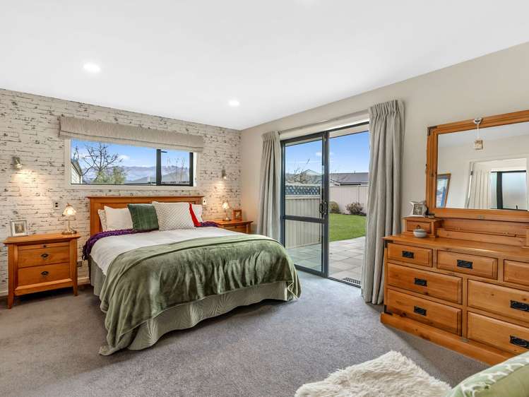 17 Larch Crescent Alexandra_21