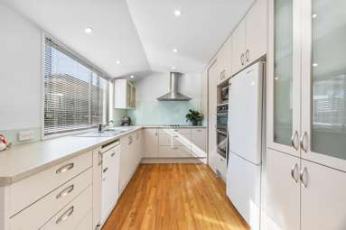 6B St Leonards Square_4
