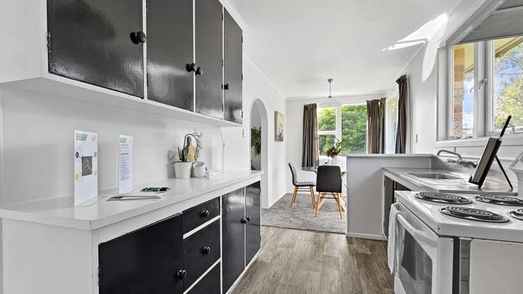 135 Sunset Road Mangakakahi_4