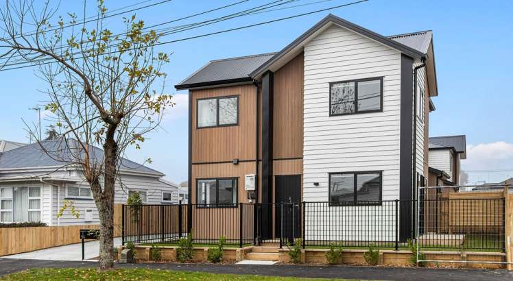 1/54 Wellington Street_0