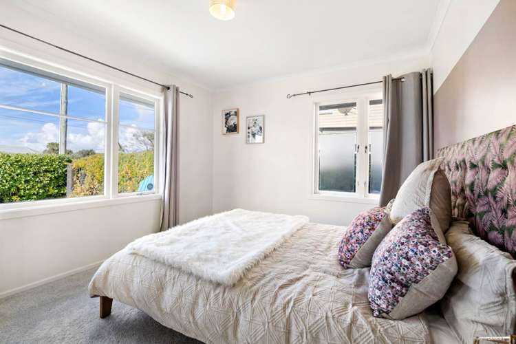 43 Beach Road Te Atatu Peninsula_8