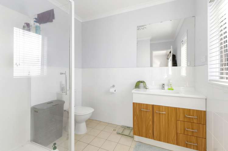 4 Rene Way Huntington_14