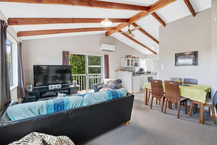 88 William Bayes Place Red Beach_6