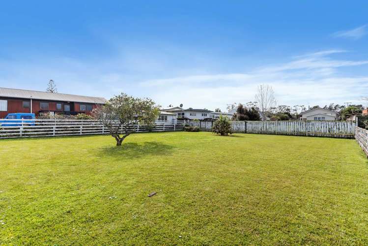 126 Parkhurst Road Parakai_21