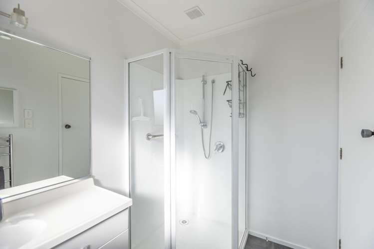 52 Guppy Road Greenmeadows_11