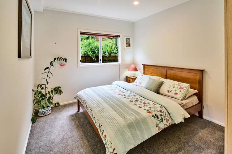 55 Chester Road Tawa_15