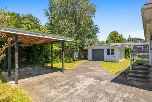 15 Heretaunga Square Silverstream_3