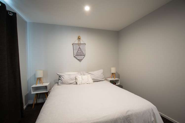 10 Little Paddock Hokitika_24