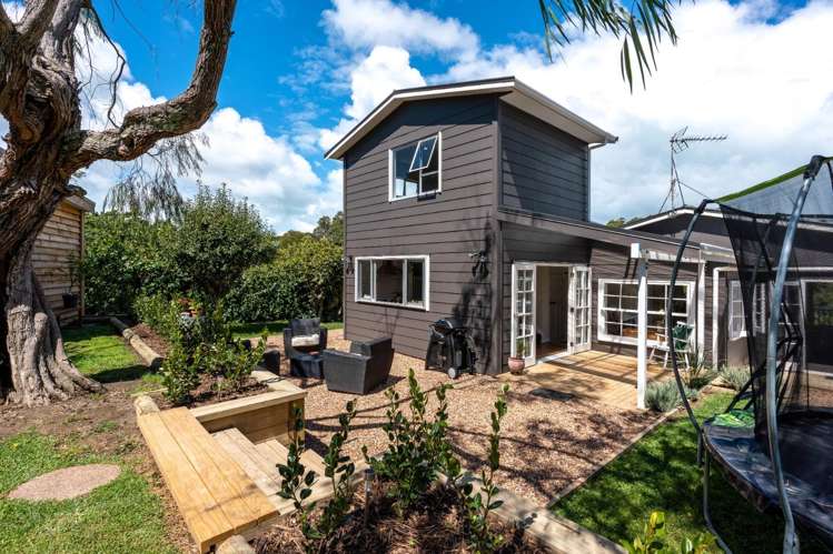 25 Alison Road 10075_14