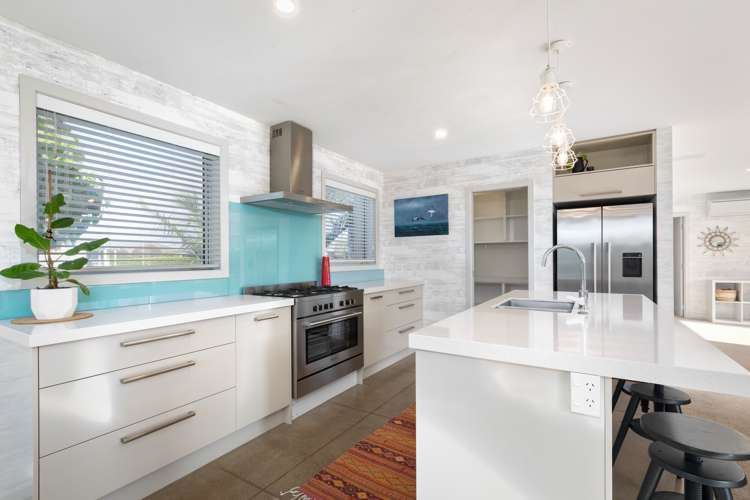 30 Surfers Avenue Waihi Beach_7