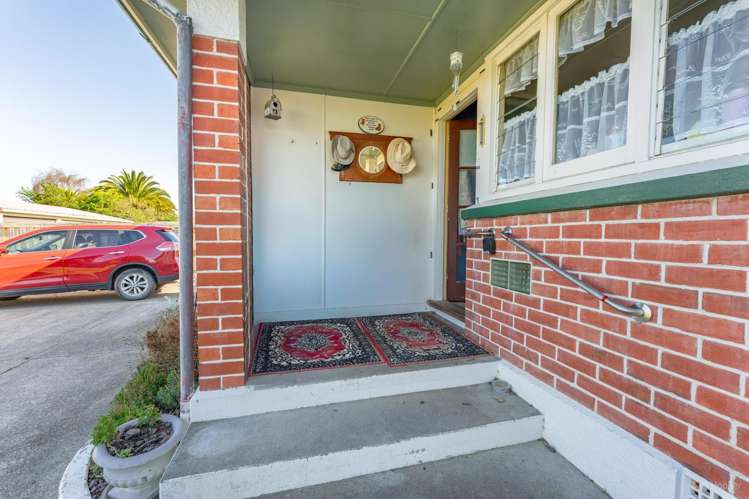 25 Hughes Street Waimate_21