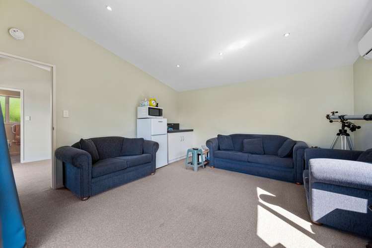 24 Sutherland Road Omarama_11