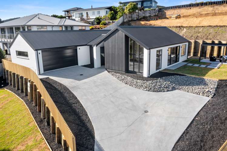 11 Holcombrooke Lane Welcome Bay_33