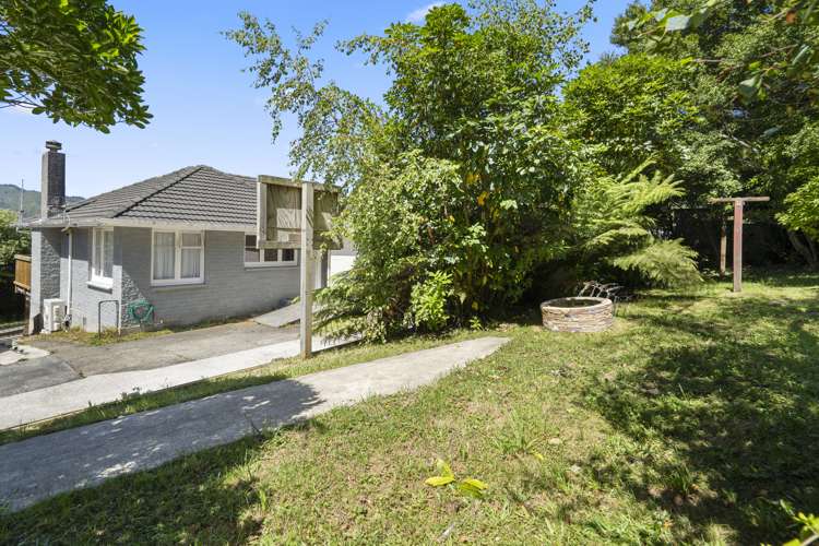59 Lees Grove Wainuiomata_15