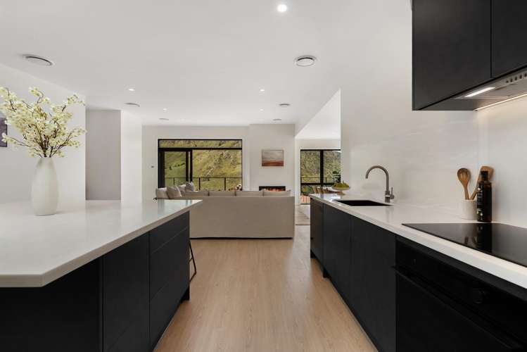 6 Powder Terrace Arthurs Point_7