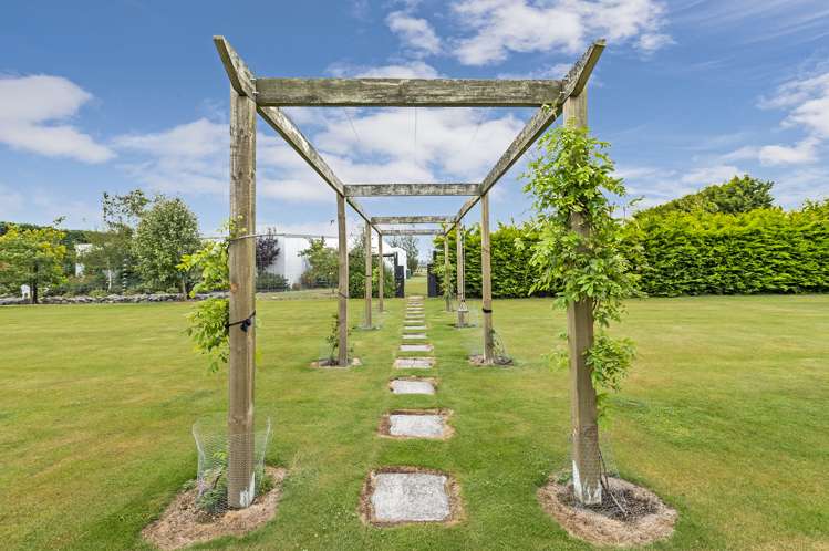 265 Methven Chertsey Road Methven_16