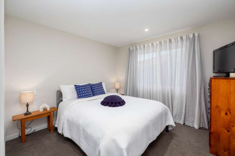 26 Pegasus Main Street Pegasus_15