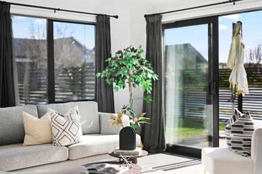 22 Voight Avenue_4