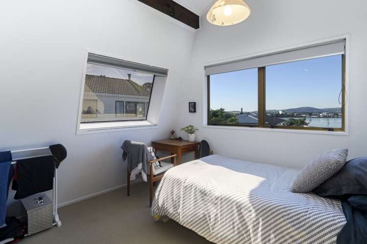 5b Stratford Place Otumoetai_19