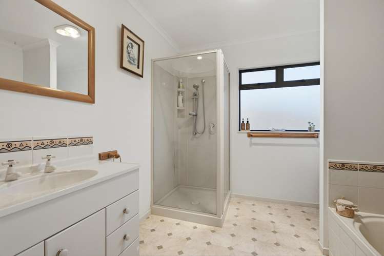 57 Balmoral Drive Hilltop_14