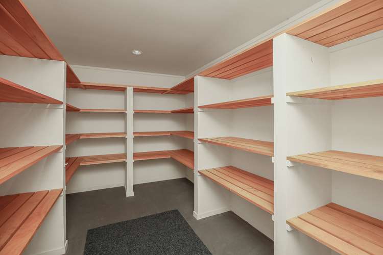 130 Holmwood Drive Ngahinapouri_18