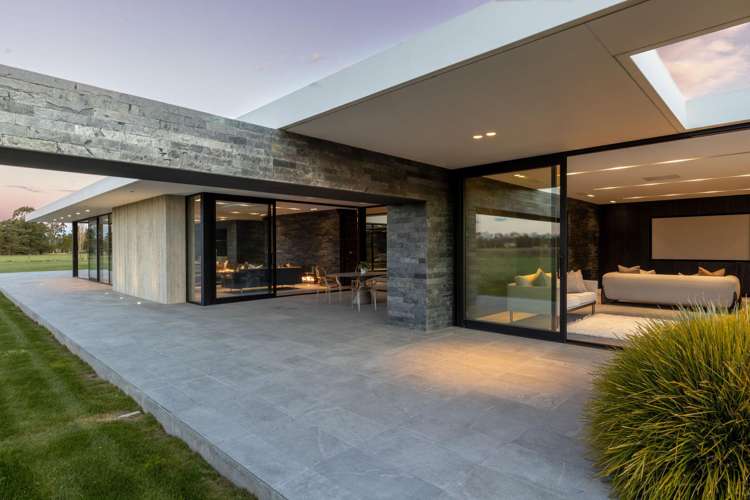 400 Pound Road Yaldhurst_12