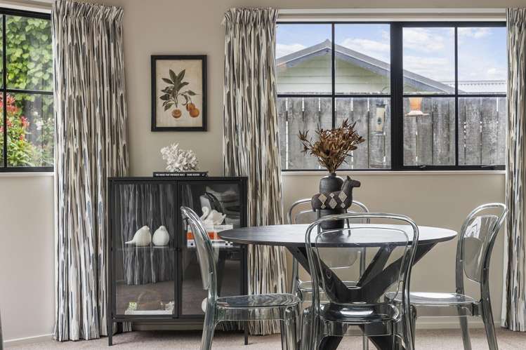 9a Dasent Street Karori Central_8