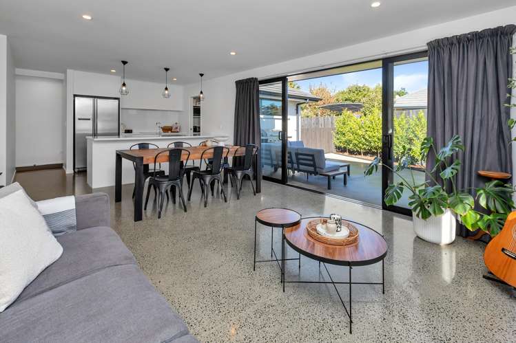 10 Lochiel Place Te Kamo_15