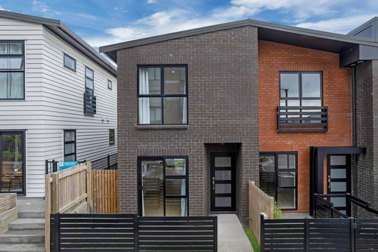 24 Rauemi Way Te Atatu South_12