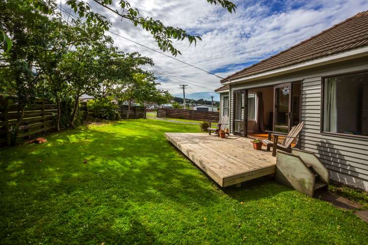 1 Bay Drive Titahi Bay_11