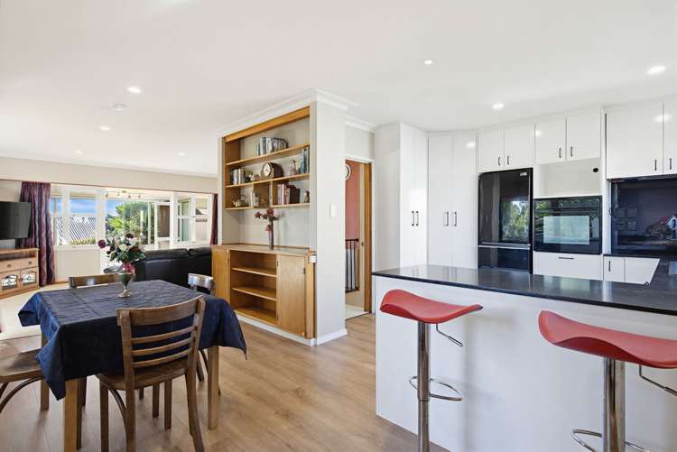 21 Rainbow Drive_5