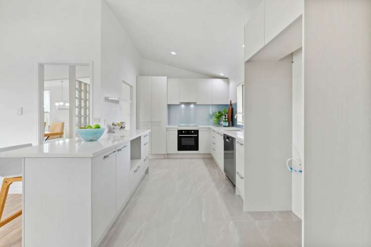 17 Ayrshire Place Somerville_5