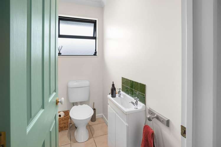 14 Olympus Way Richmond_14