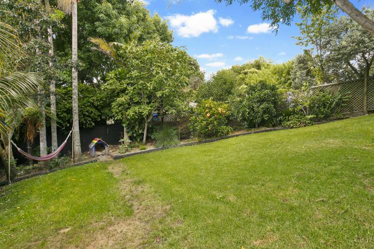 2/246 Titirangi Road Titirangi_15