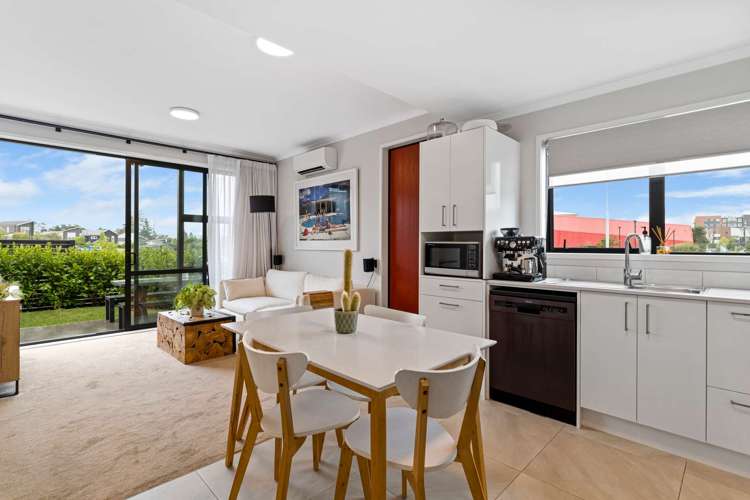 30 Raranga Lane Hobsonville_6