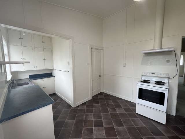 171 Ferguson Street West End_1