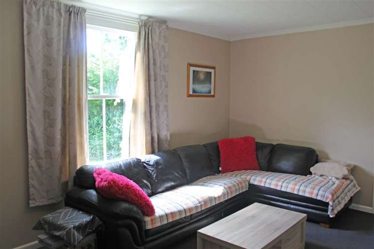 15 High Street Hawarden_13