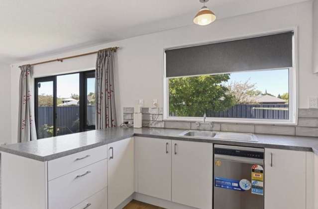 27A Bank Street Amberley_1