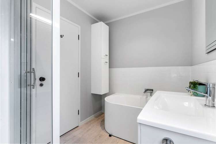 130 Aeroview Drive Beach Haven_16