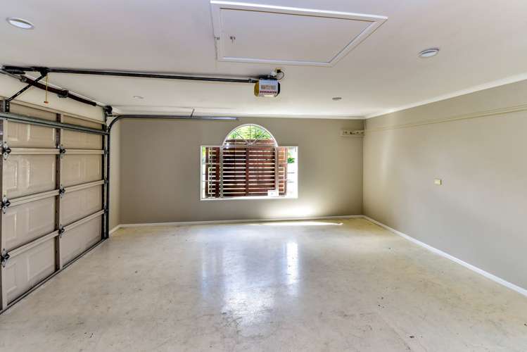 20 Trossach Place Wattle Downs_16