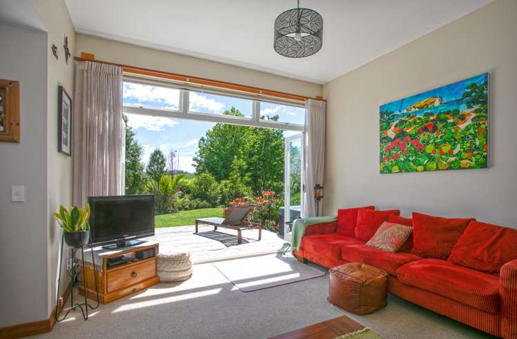 37 Kapowai Road Coroglen_25