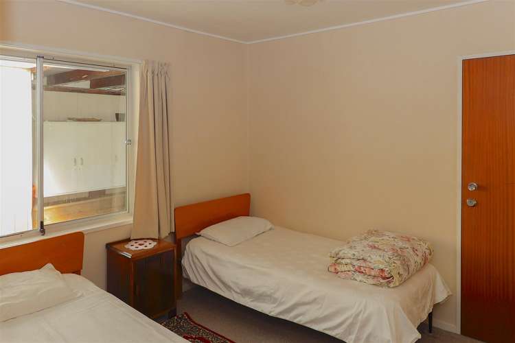 2a Lightheart Street Glenholme_7